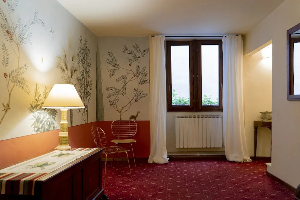 Casa Uffizi XIII Century Tower House Boutique Hotel