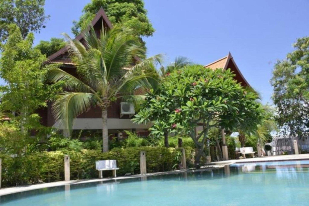 Baan Salathai Hua Hin