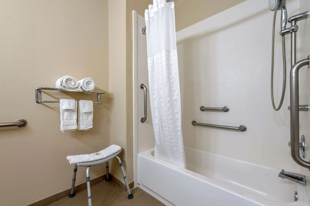 Comfort Inn Near Kokomo Speedway