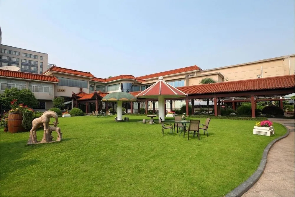 Hangzhou Xiaoshan Sky Hotel