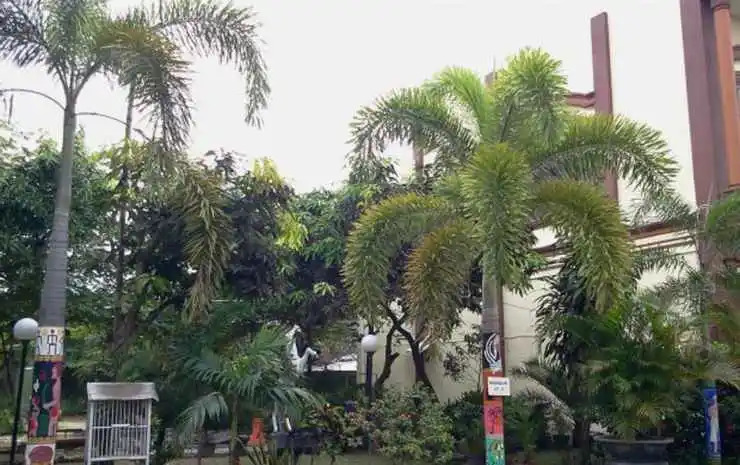 Grand Mahkota Lamongan