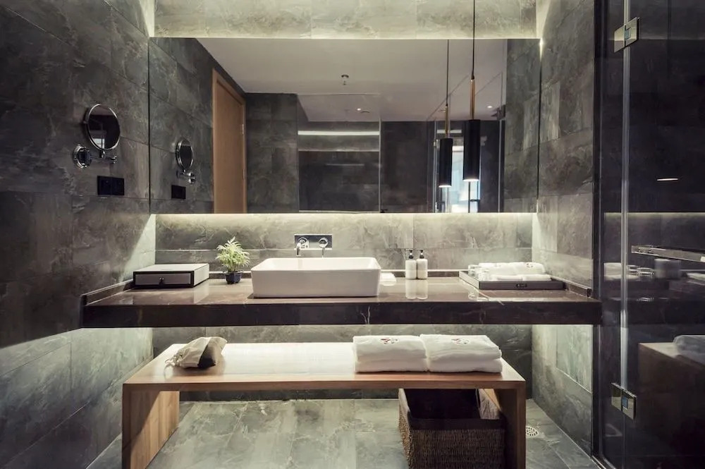 Qianna Qianxun Hotel