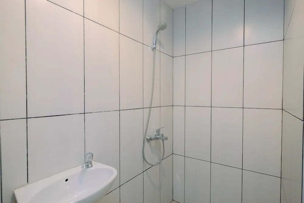 Emerald North Tower Studio Apartment Grand Kamala Lagoon By Travelio