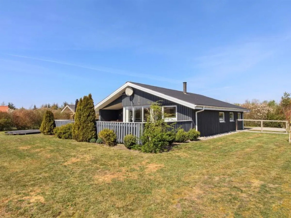 "Benjamina" - 13.4km from the sea in Western Jutland