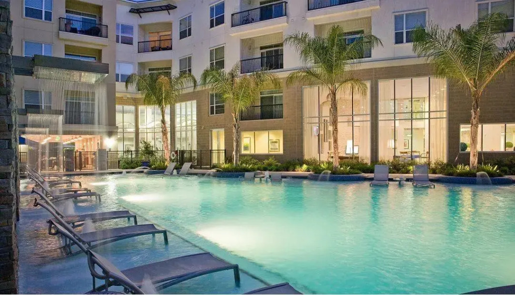 Luxury Living at City Center Houston