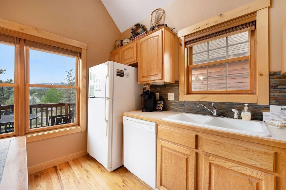 Solitude Eagle #7 - Estes Park 3 Bedroom Condo by RedAwning