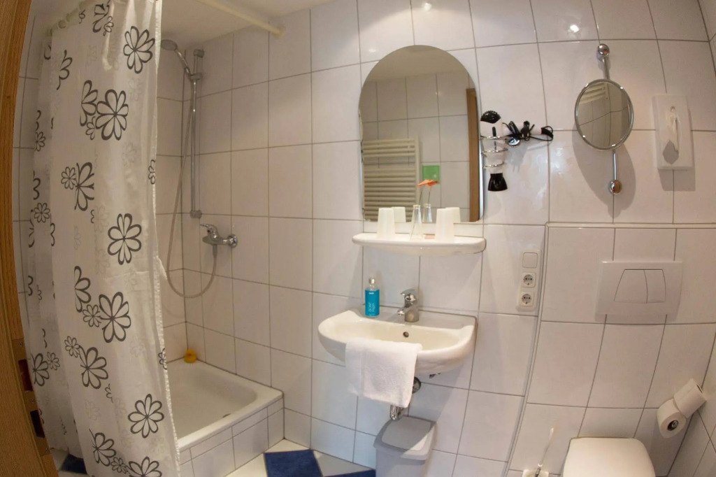 Boutiquehotel Goldene Rose - self-check-in