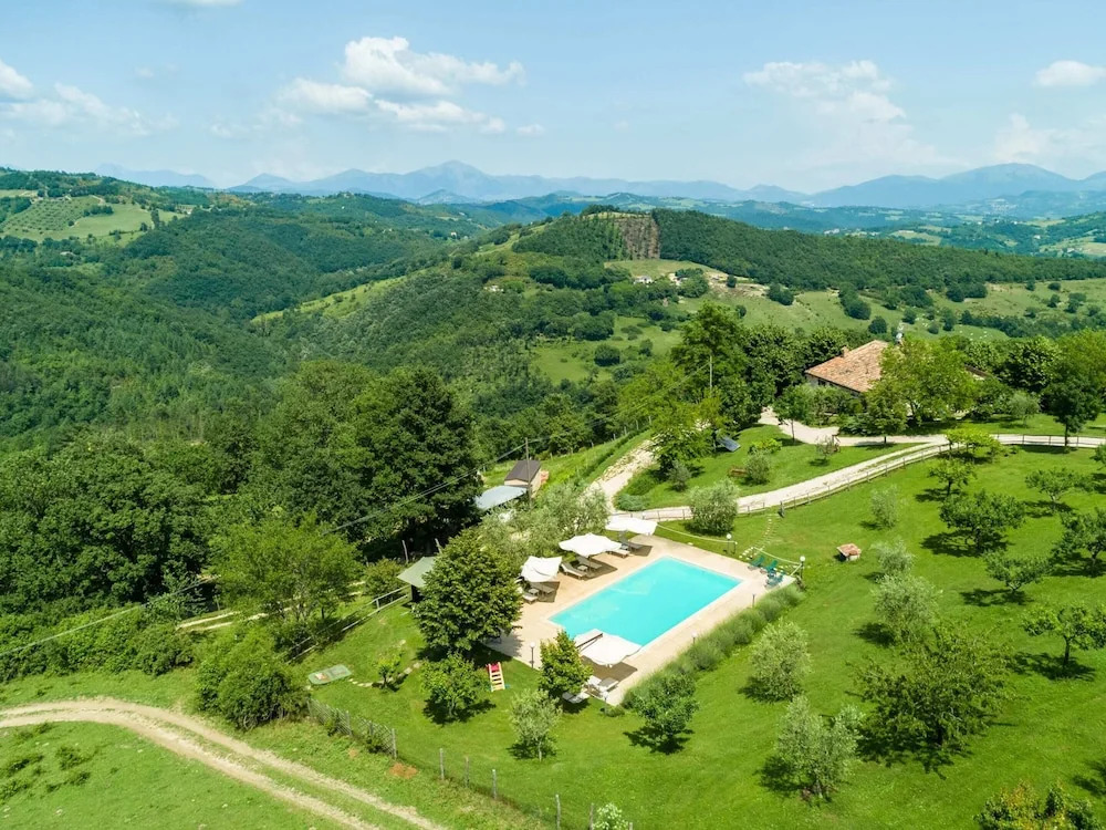 Farmhouse in Umbria with Pool