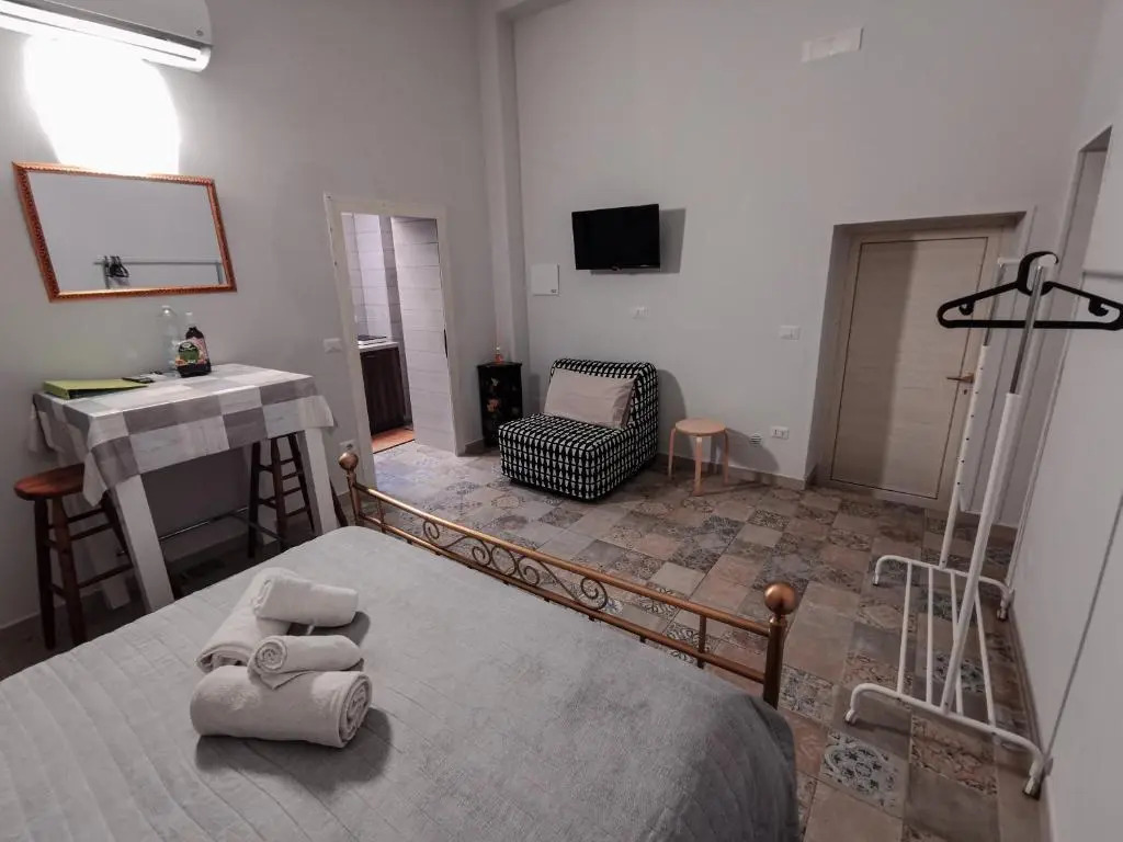 Whiteflower Apartments