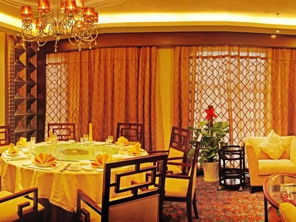 Sinkal Crown Hotel