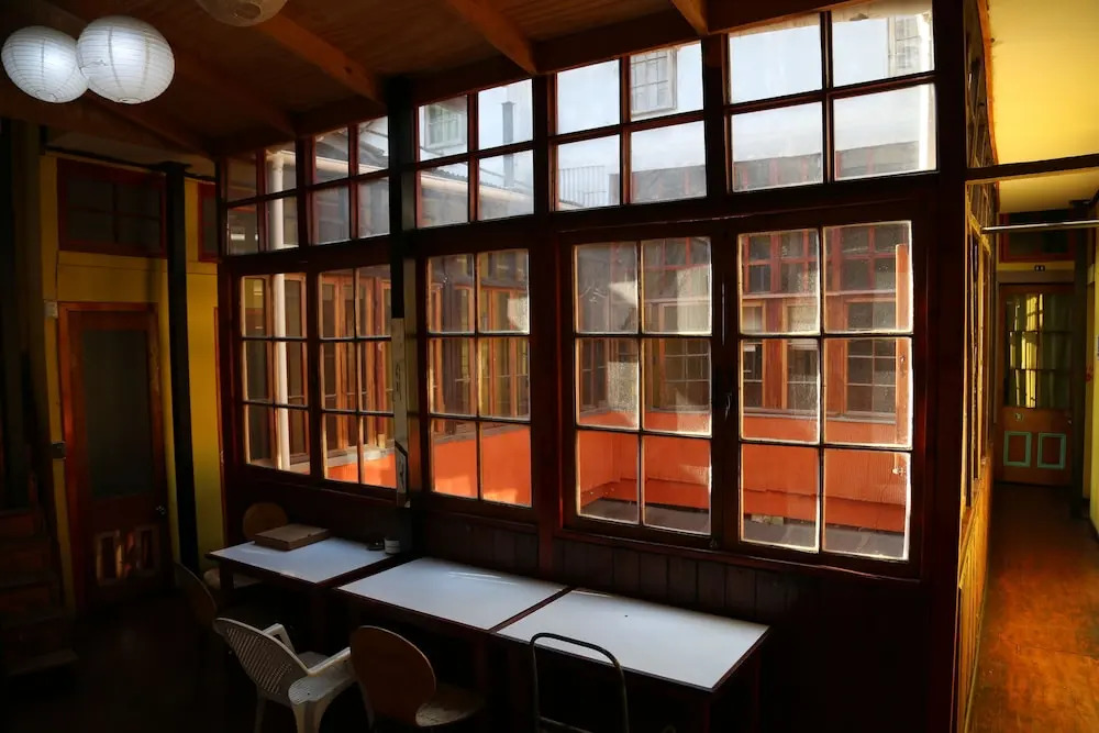 La Casa Del Puerto, Hostal cultural, Cerro Alegre