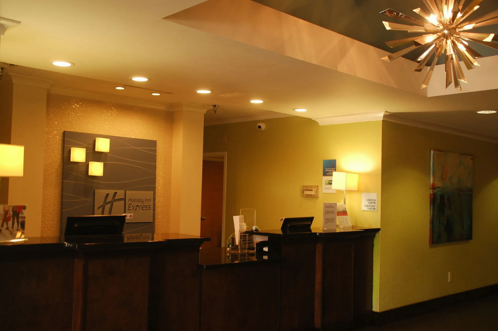 Holiday Inn Express Birmingham Irondale East by IHG