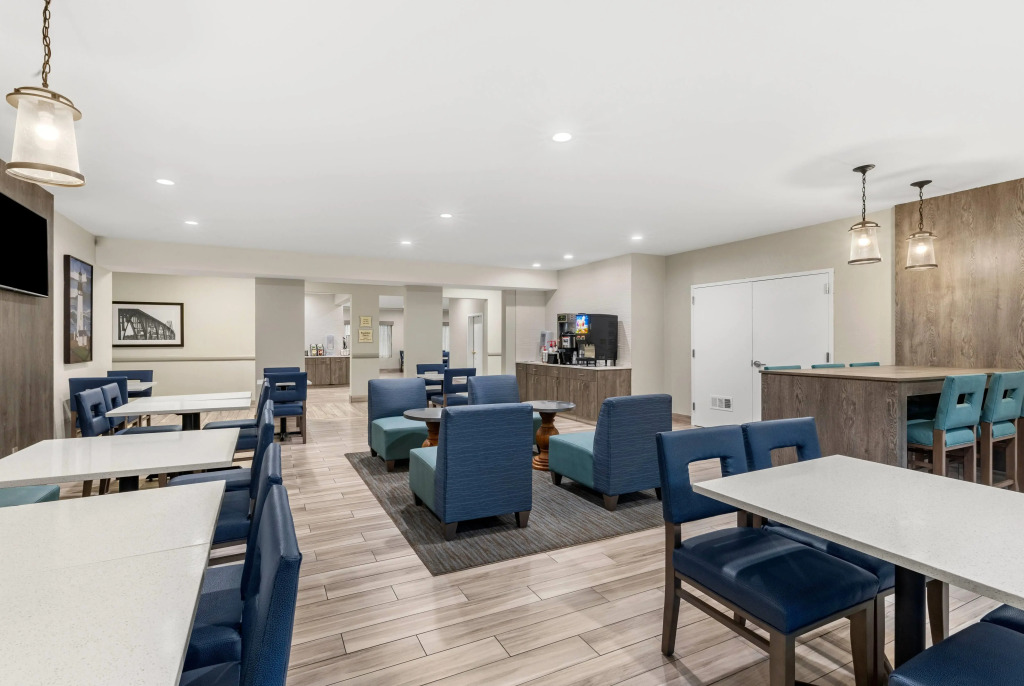 La Quinta by Wyndham Newport