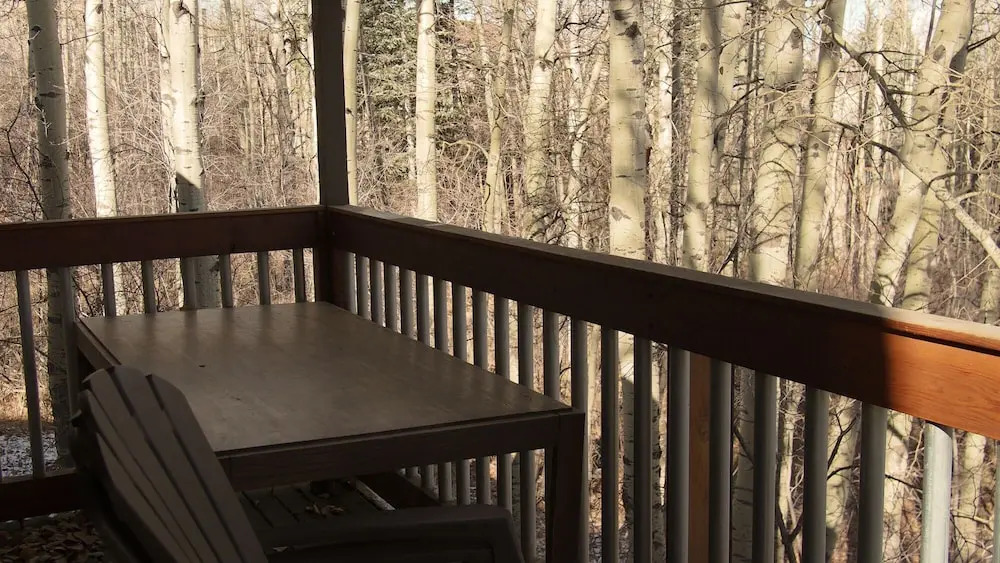 White Pines Crescent Ridge 3-bedroom Condo - Walk to Slopes