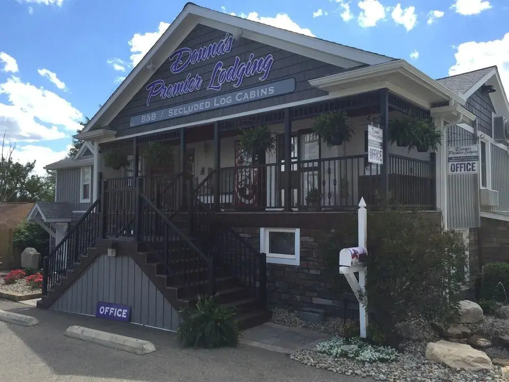Donnas Premier Lodging