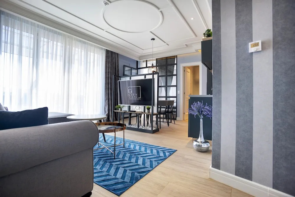 Dj City Vista Luxury Apartments