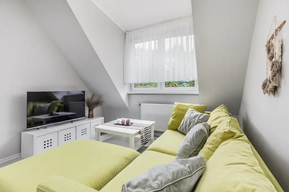 Grodzienska Apartment by Renters