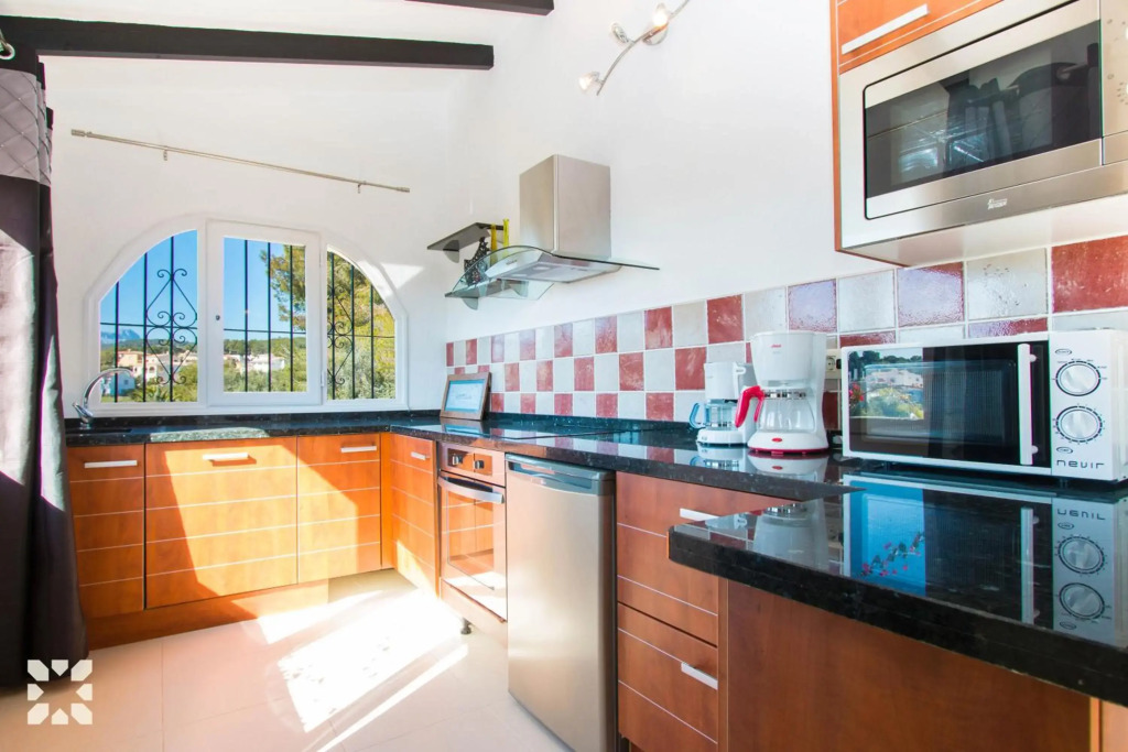 Villa Hugo 11 by Abahana Villas