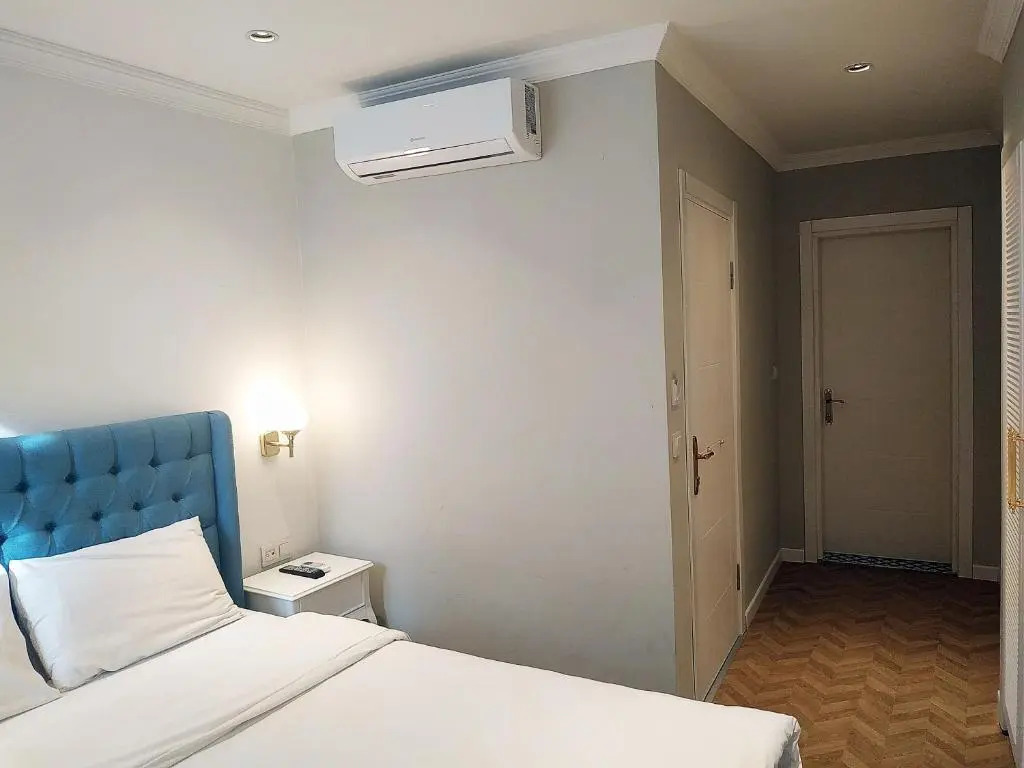 Verna Hotel