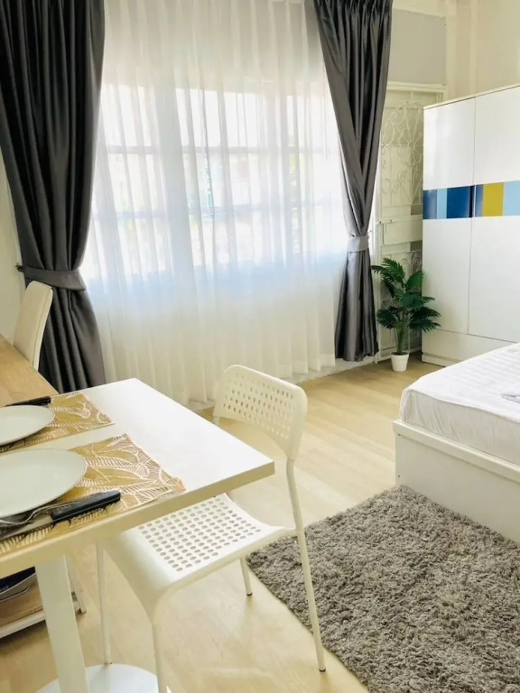 Xin Hostel Wachiratham 21