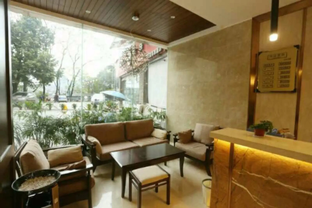 Yangshou Jiangpanhuayuan Hotel