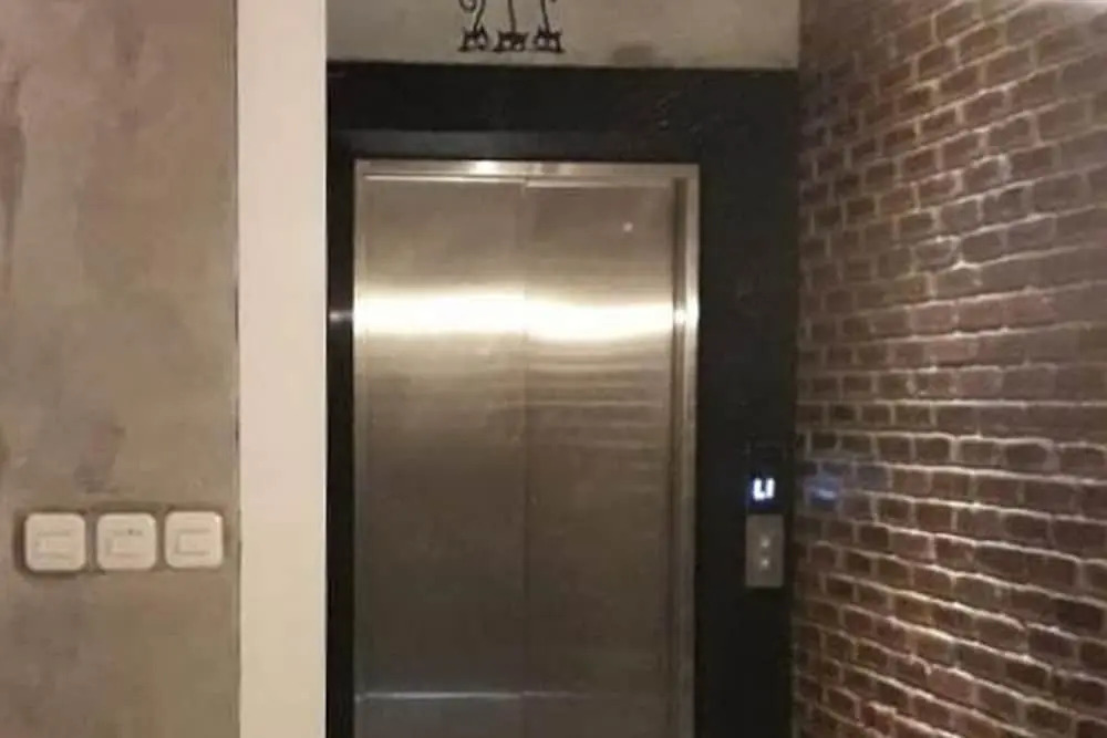 RedDoorz Plus @ Doorman Guest House