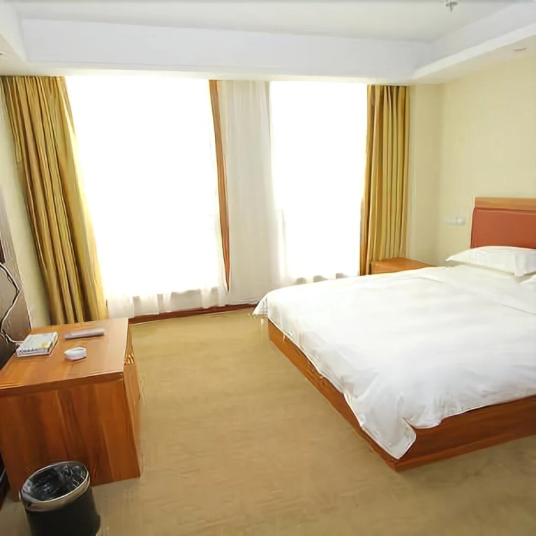 Heyun Holiday Hotel
