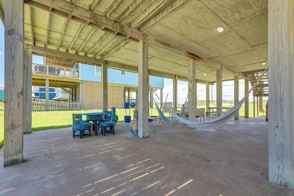 Beach Access: Renovated 'casa Bonita Surfside'