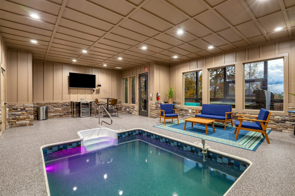 Rambling Ridge Lodge Endless Amenities Fun Indoor Pool Hot Tub A Arcade Game Room
