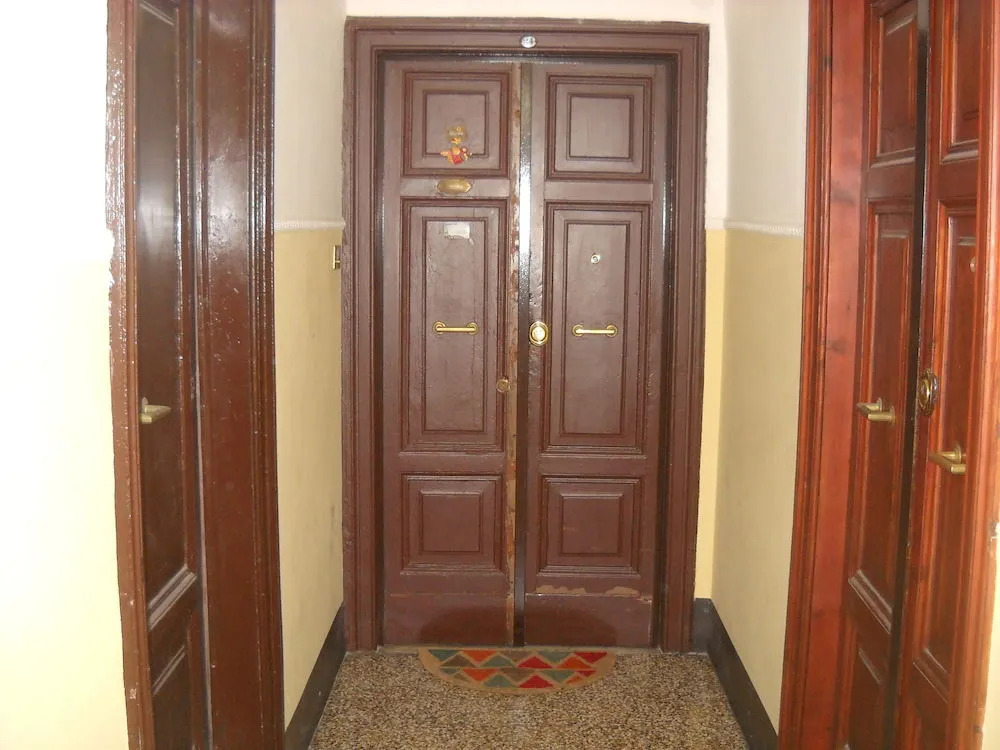 Romes Best Holidays Guest House