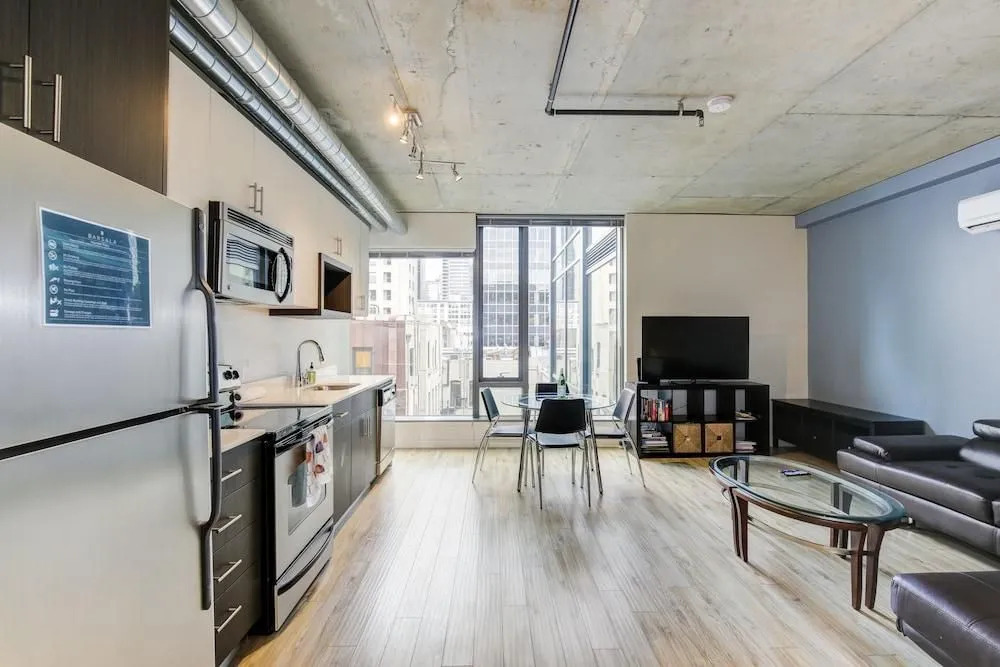 Ferris Wheel Waterfront Apartments By Barsala