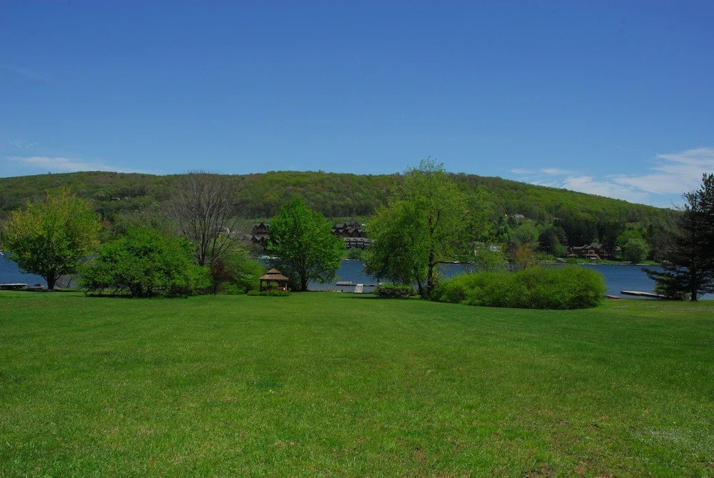 Villages of the Wisp Bright Passage 2 Bedroom Townhome #68