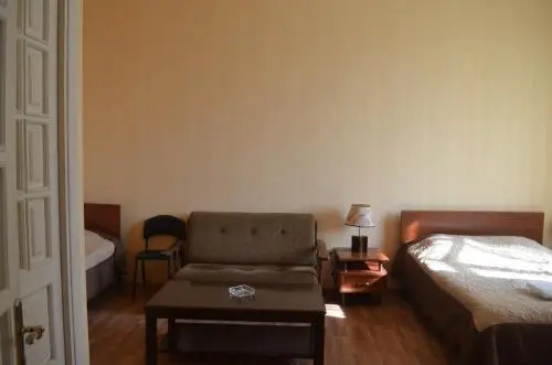 Piano Hotel