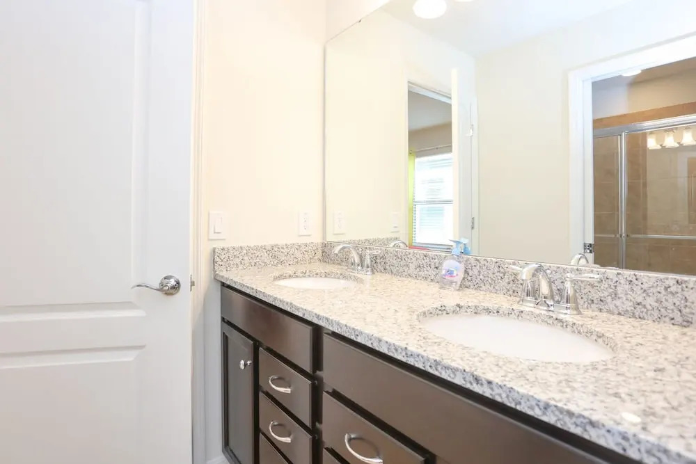 Conveniently Located Near Disney - Family Friendly