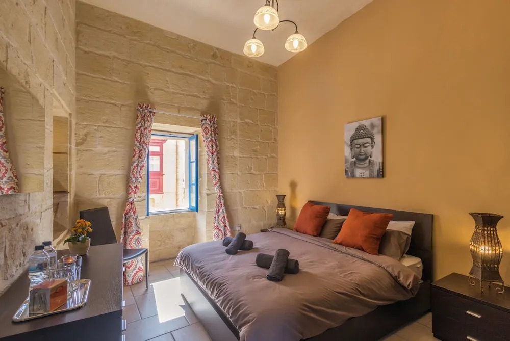 Tal-Bambinu Boutique B&B