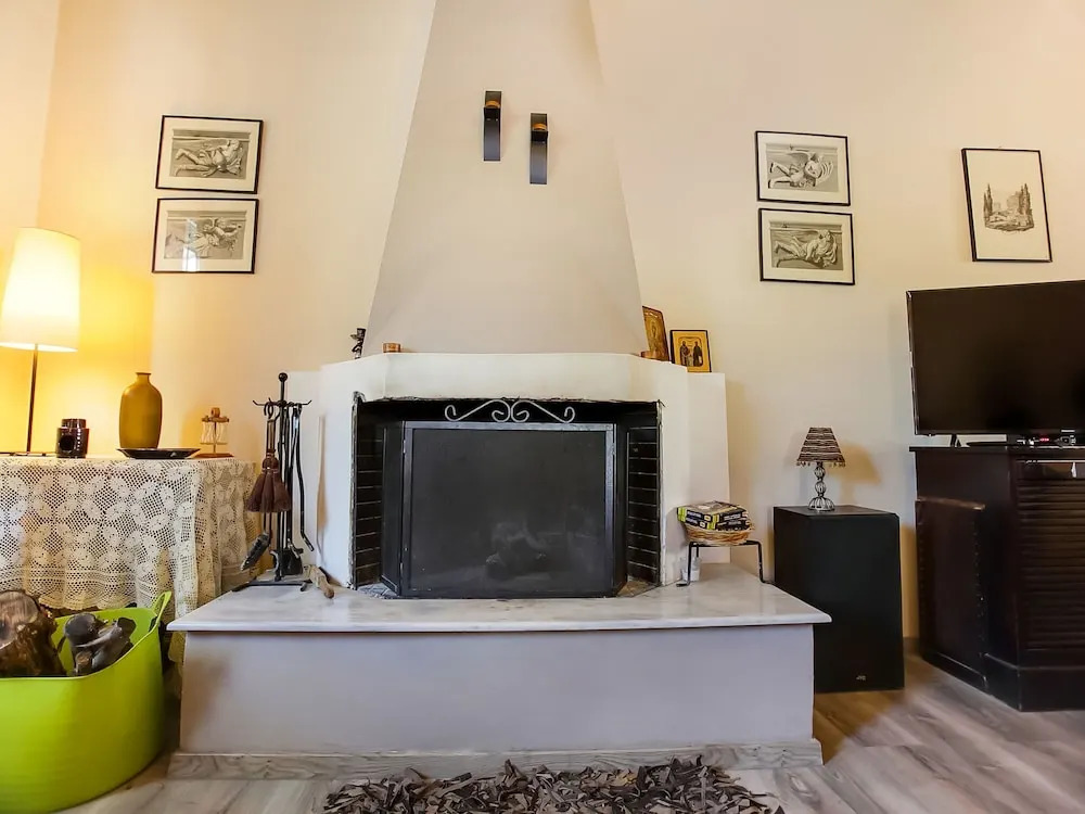 Homely Holiday Home in Sernikaki with Balcony