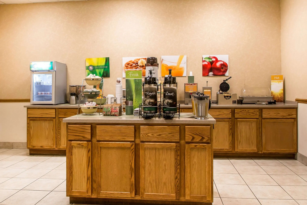 Quality Inn Morris I-80