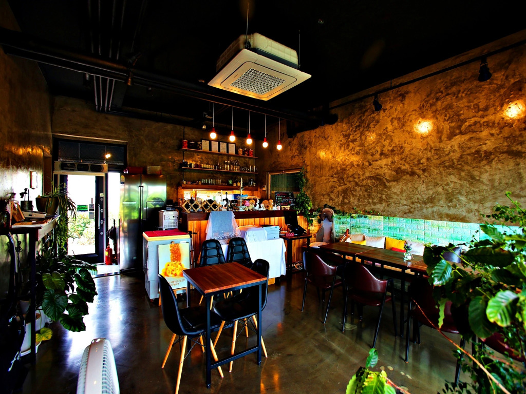 Seogwipo Hesede House Pension(서귀포 헤세드하우스펜션)
