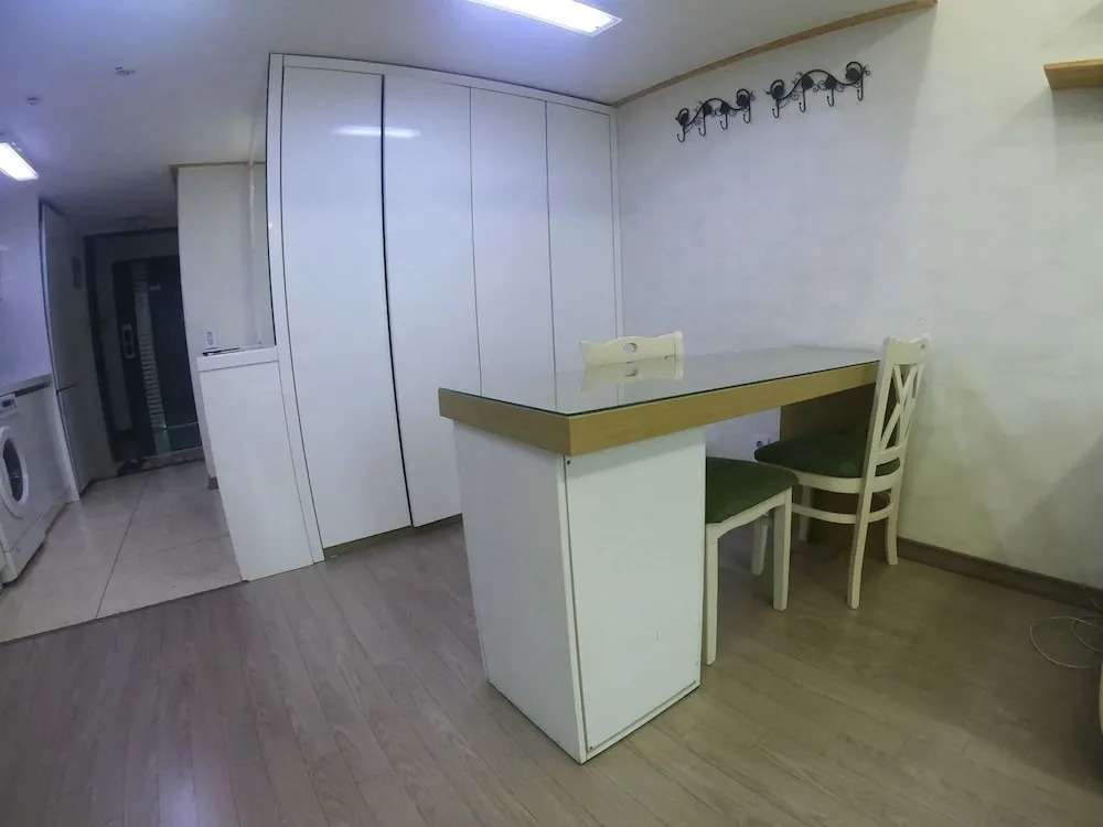 D-3 RaDi's House