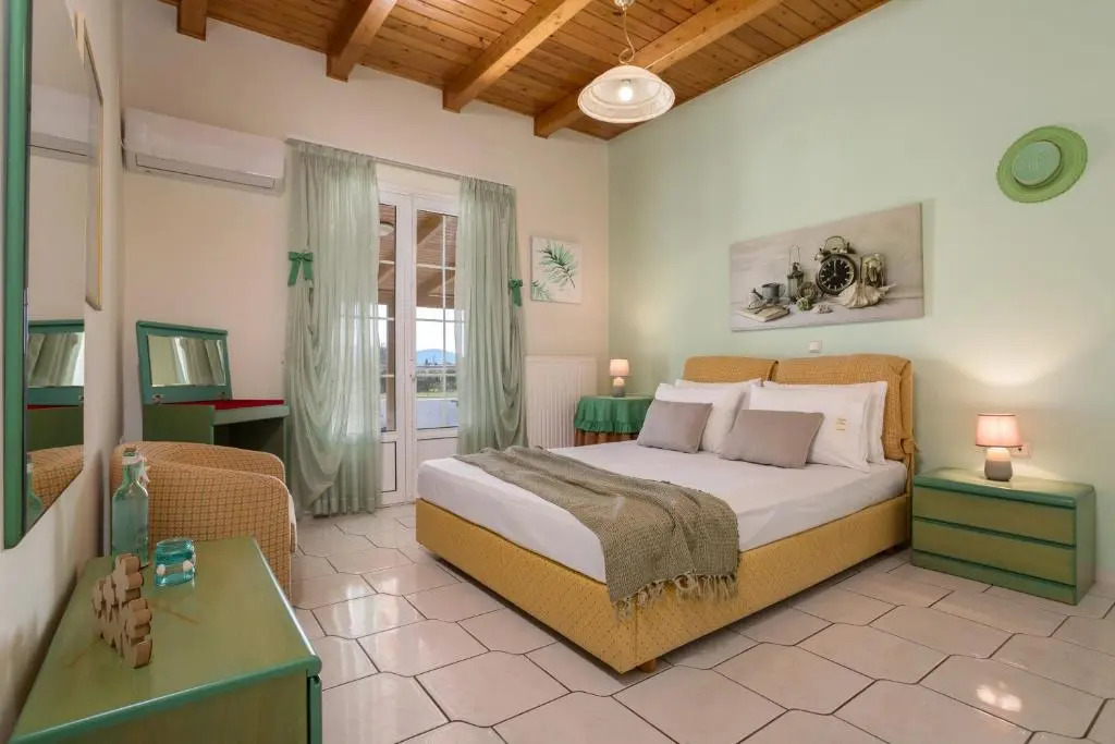 Ilenias 3 Bedroom House With Private Pool