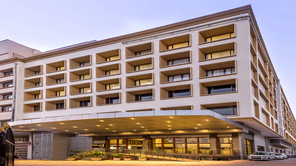 Hotel Saptagiri