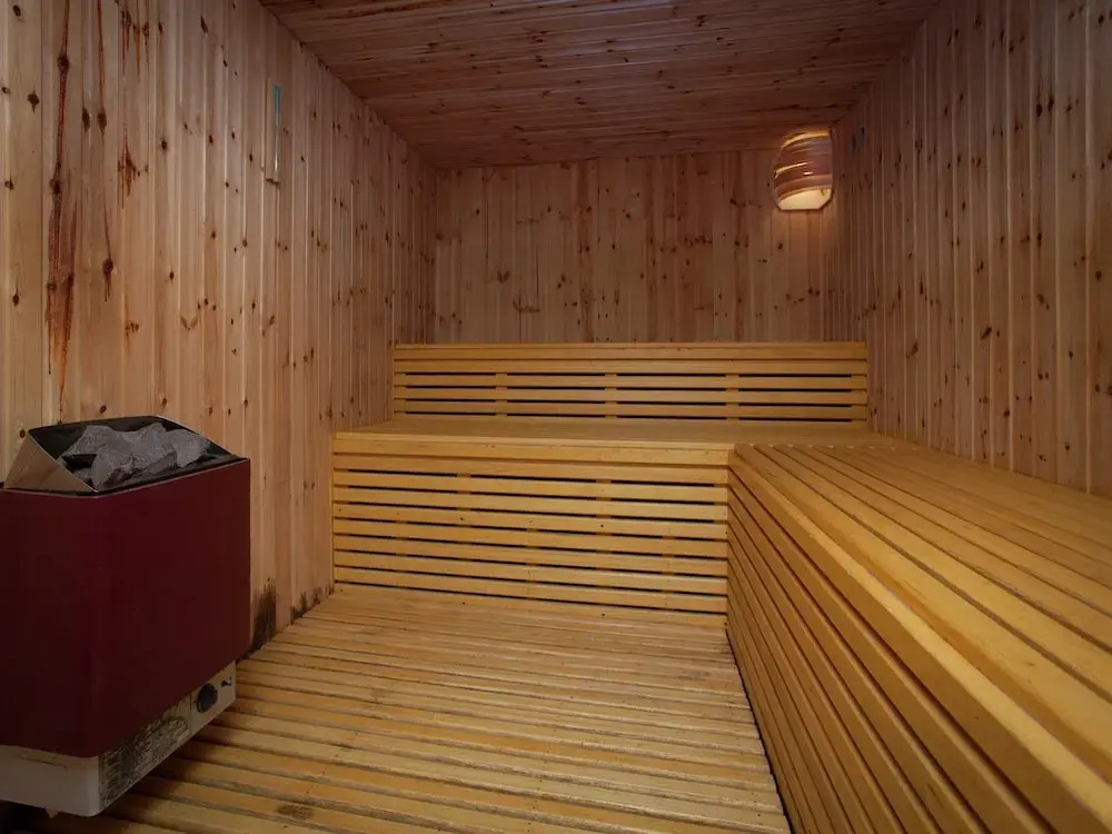 House in Natural Area Ideal for Families with Games Room, Sauna, Hot Tub