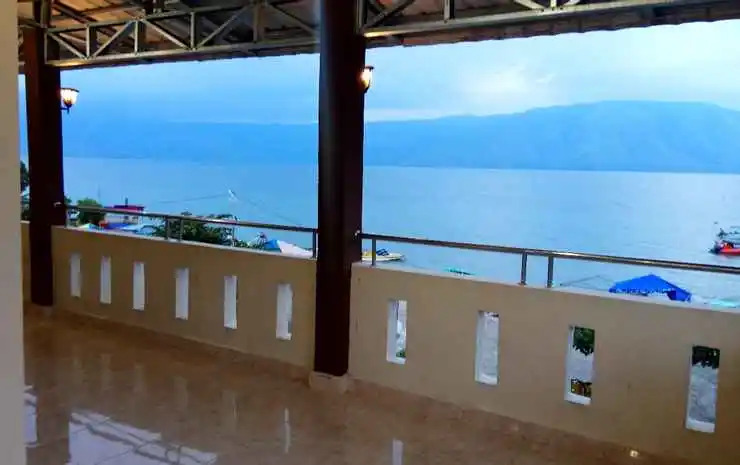 Hotel Raja Samosir