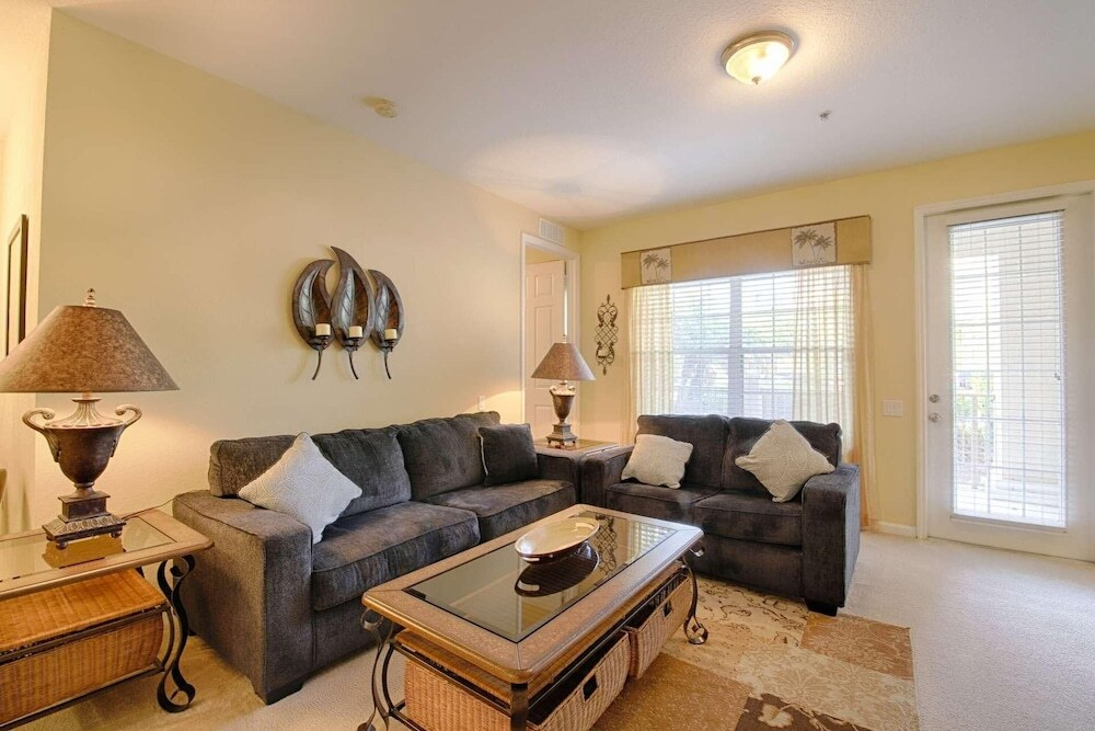 3 BR Condo with corner Lanai - NPM 8793