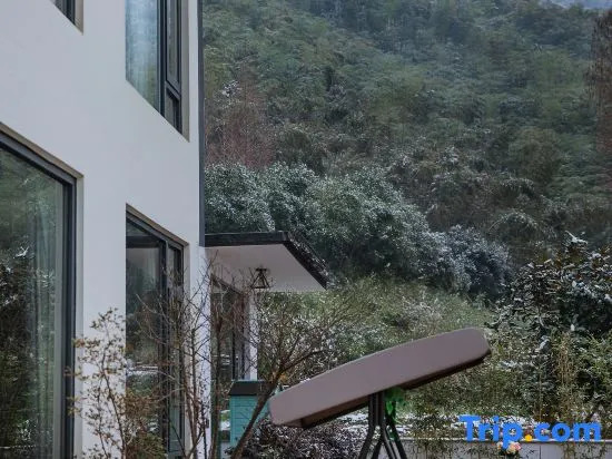 Shanshengyishe·180° Mountain View Wild Luxury Private Soup