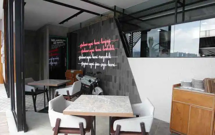 Creative RestArt Hotel By Damn I love Indonesia