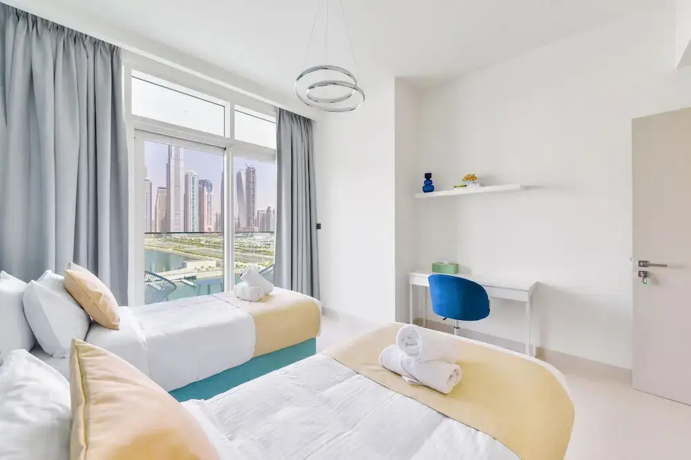 Sunrise Bay - Ultra Luxury Emaar Beachfront - Private Beach and Pool