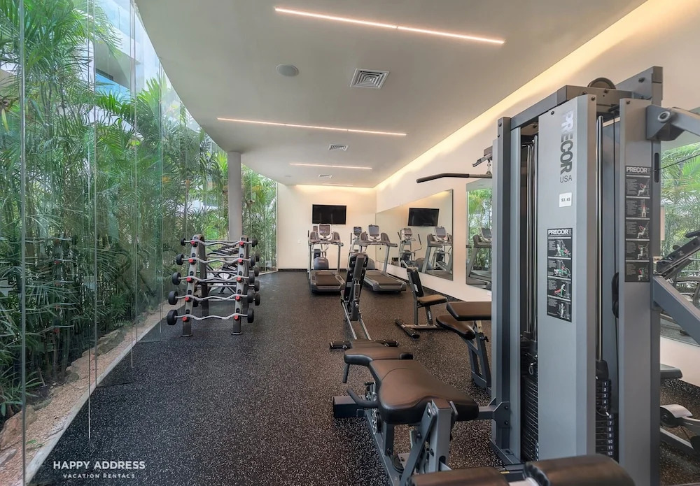 Brand New 1 BR Condo with jungle view by Happy Address