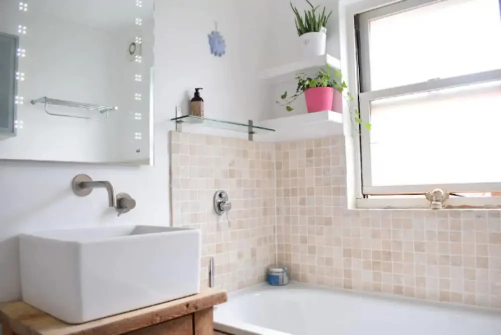 2 Bedroom Victorian Flat in Putney