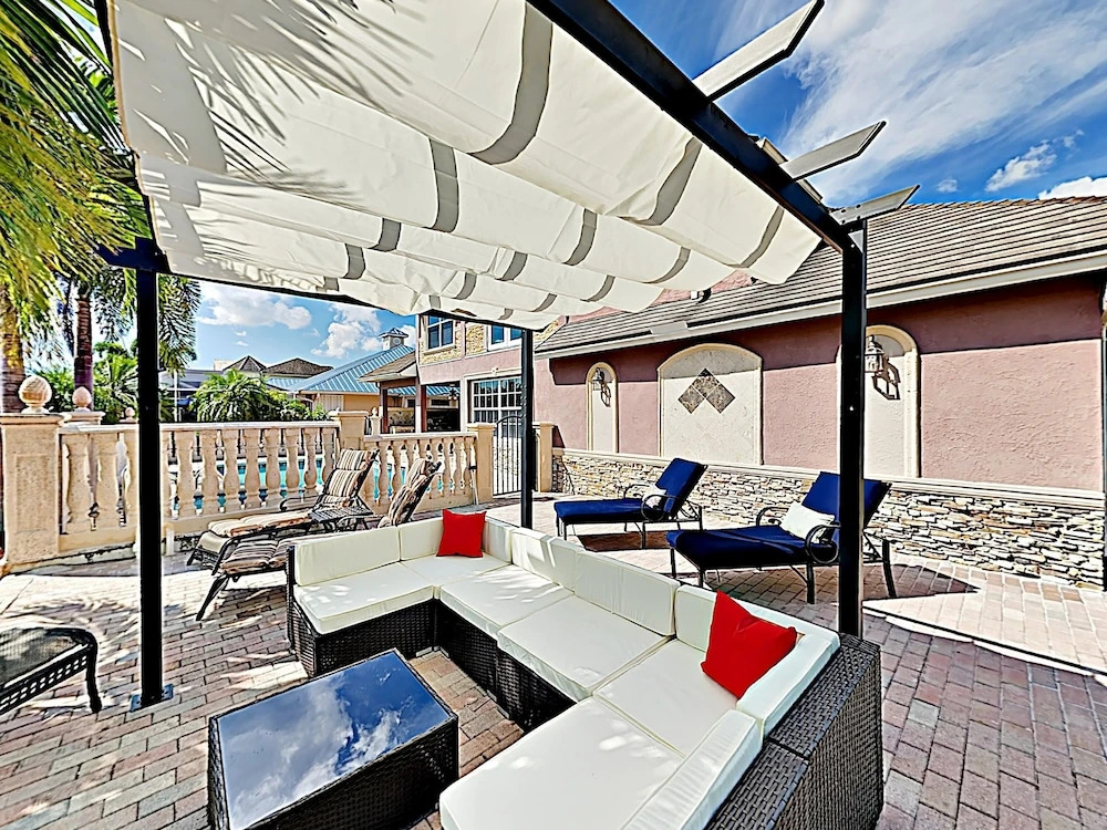 New Listing! European-style On Canal W/ Pool 4 Bedroom Home